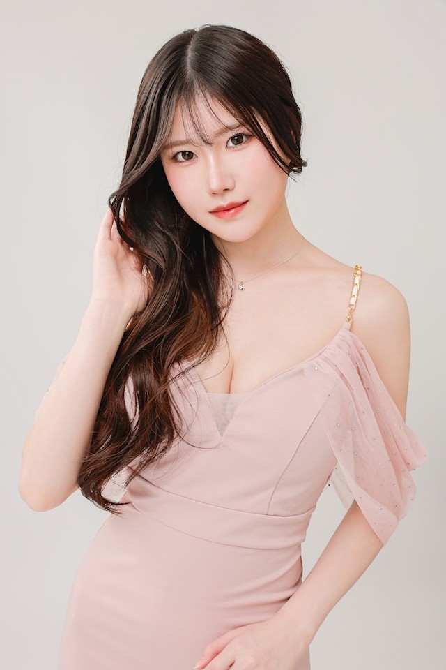 桃 こももプロフィール写真4
